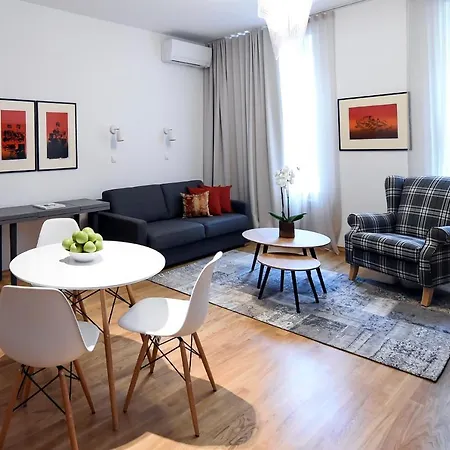 Apartment Centre Chic 3/4 Ljubljana